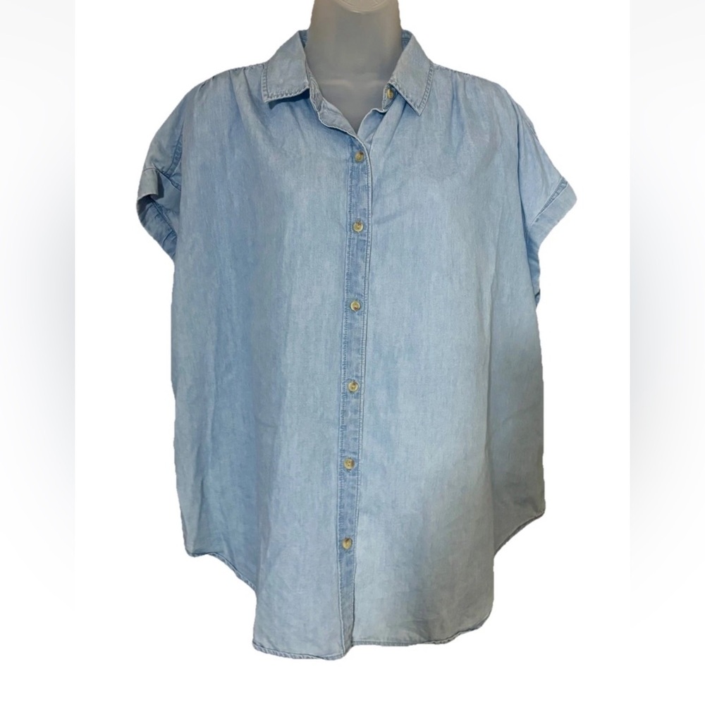 Wonderly Women's Large Chambray Denim Button Down Short Sleeve Shirt Top